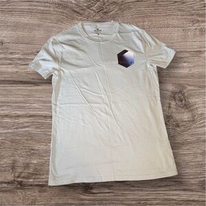 Hollister Men’s Graphic T-Shirt Color Light Blue Size Medium NWOT
